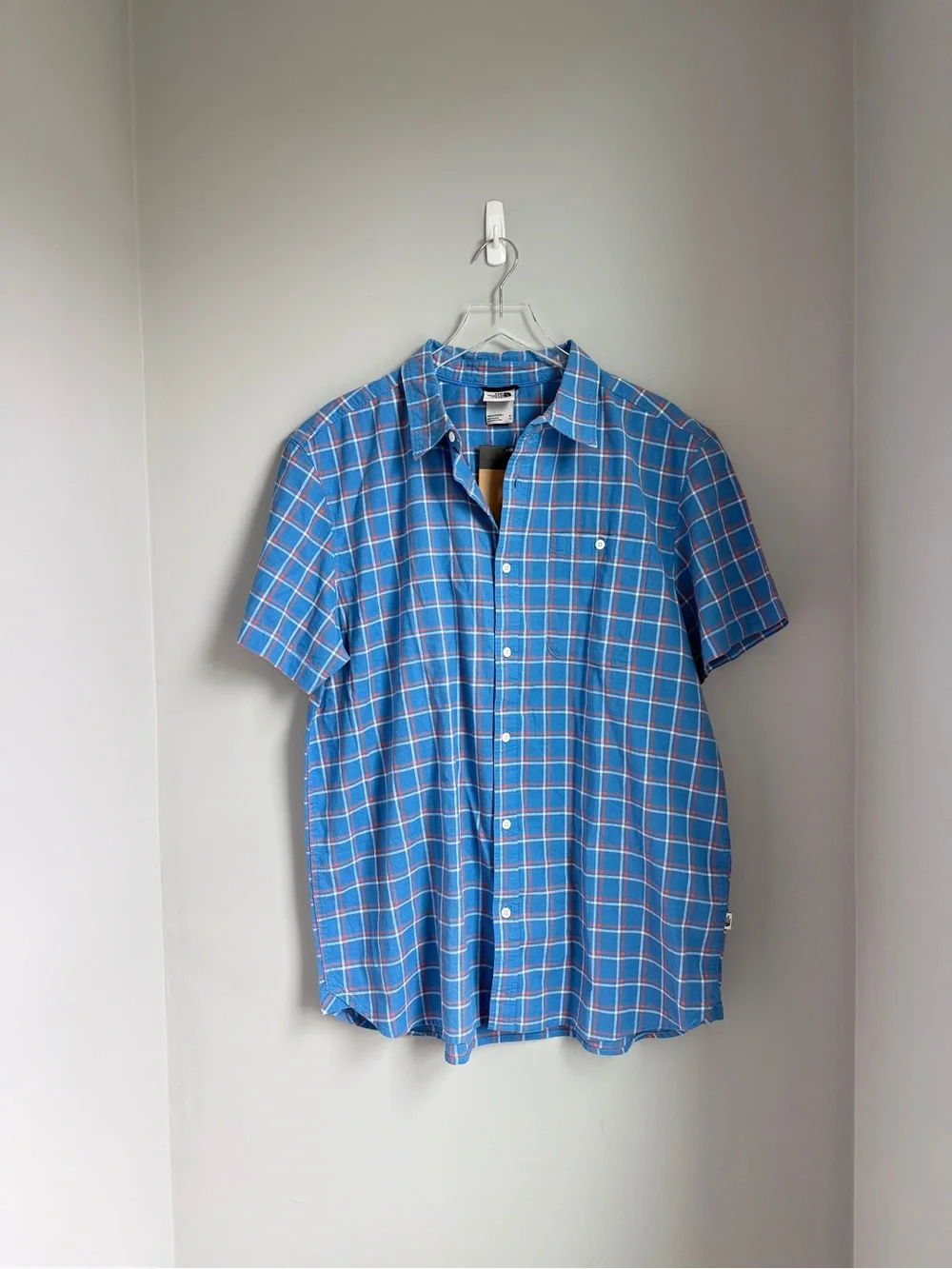 The North Face Men’s Loghill Woven Shortsleeve Button Up Plaid XL Blue $70
